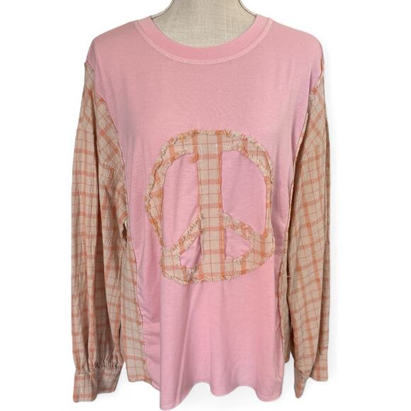 Women's Large Peace Sign Trendy Ragged Edge Pink/Plaid Long Sleeve Top - Picture 1 of 5